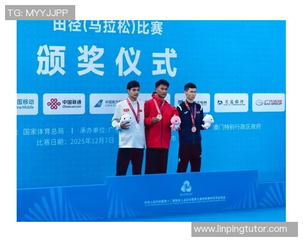 特奥埃尔南德斯：从青涩小将到足坛巨星的成长之路