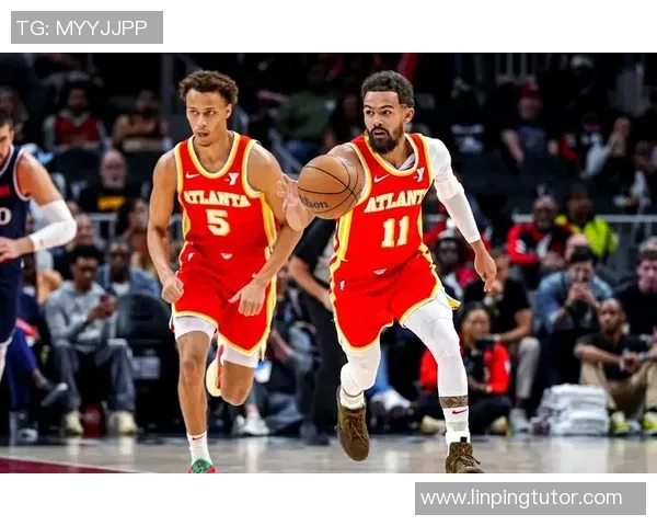 特雷杨带领亚特兰大老鹰队迎战新赛季挑战展现超凡球技与领袖魅力