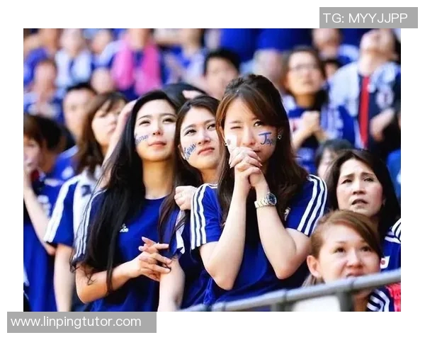 南蔡村足球比赛直播现场激情四溢球迷齐聚共庆盛事尽享精彩瞬间